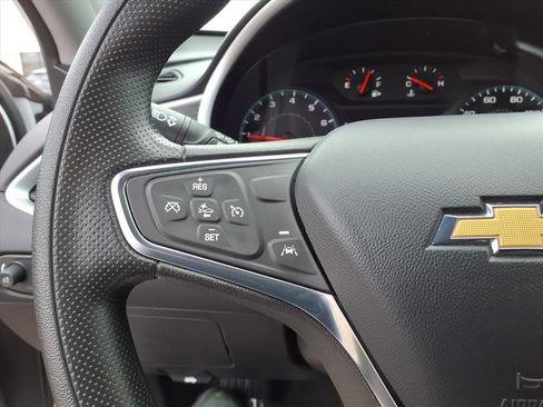 Used 2024 Chevrolet Malibu LT image 20