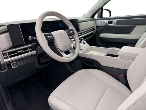 New 2026 Hyundai Santa Fe SE image 9