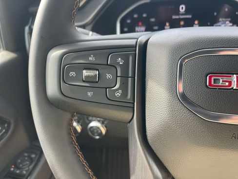 Used 2024 GMC Sierra 2500 AT4 w/ AT4 Premium Plus Package image 17