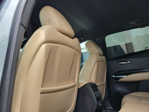 Used 2024 Cadillac XT4 Luxury FWD image 17