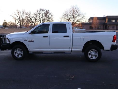 Used 2017 RAM 3500 Tradesman w/ Popular Equipment Group image 9
