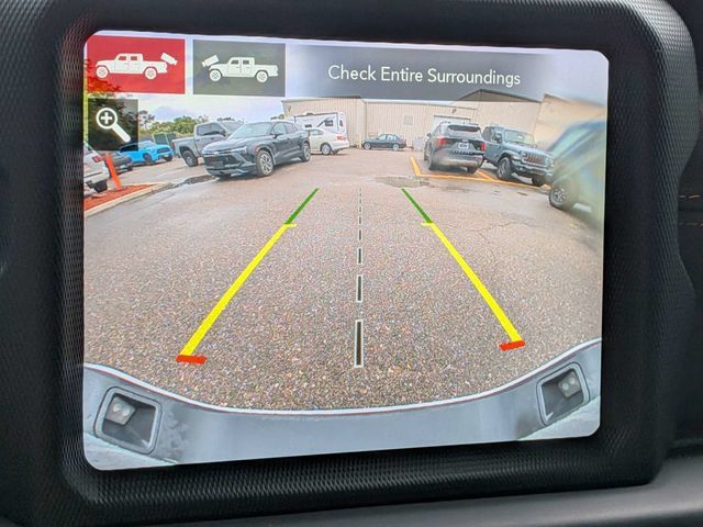 Used 2022 Jeep Gladiator Overland AWD/4WD image 22