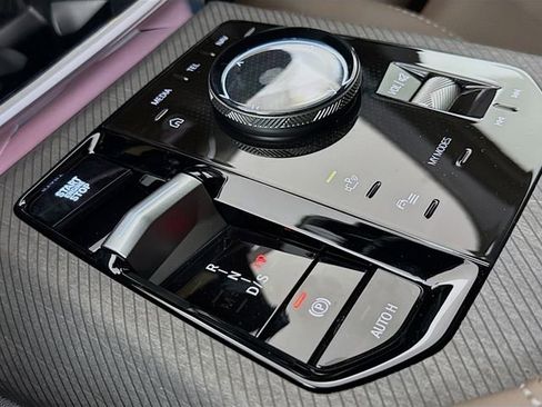 New 2026 BMW X3 xDrive30 w/ Premium Package image 17