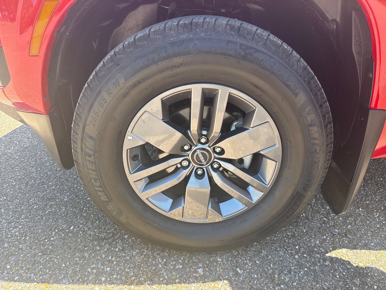Used 2025 Nissan Frontier SV RWD image 26