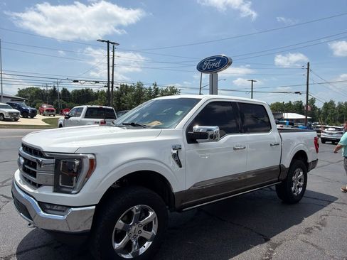 Used 2021 Ford F150 Lariat w/ Equipment Group 502A High AWD/4WD image 4