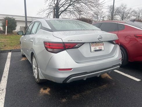 Used 2020 Nissan Sentra S image 6