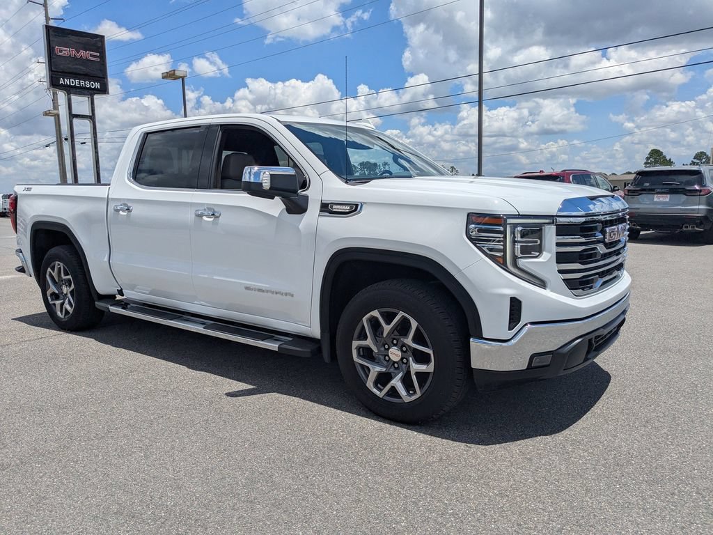Used 2023 GMC Sierra 1500 SLT w/ SLT Premium Package AWD/4WD image 2