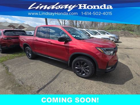 Used 2023 Honda Ridgeline Sport image 2