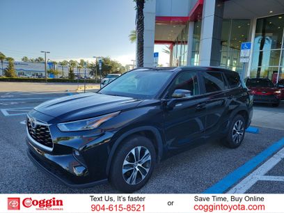 Used 2023 Toyota Highlander XLE