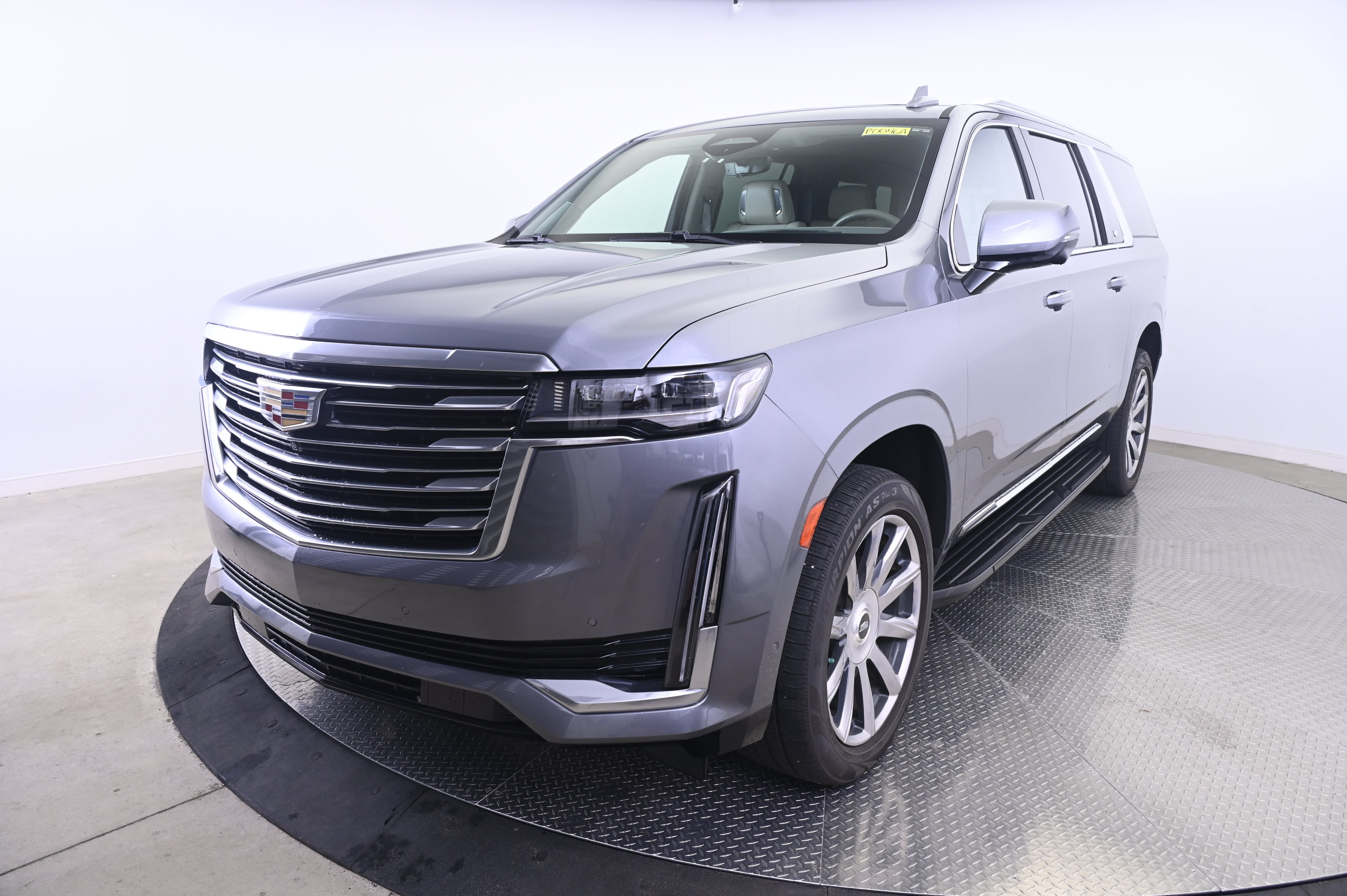 Used 2022 Cadillac Escalade ESV Premium Luxury Platinum AWD/4WD image 1