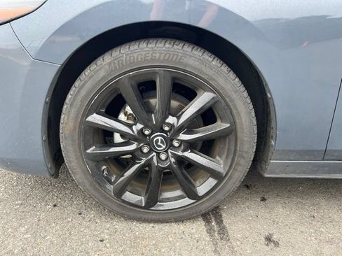 Used 2022 MAZDA MAZDA3 s FWD image 10