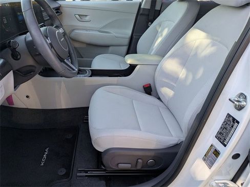 Certified 2025 Hyundai Kona SEL image 12