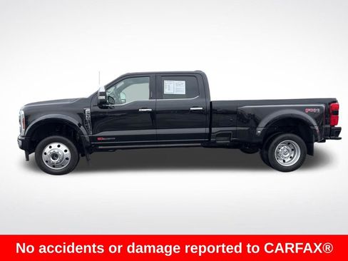 Used 2024 Ford F450 Platinum w/ FX4 Off-Road Package image 2