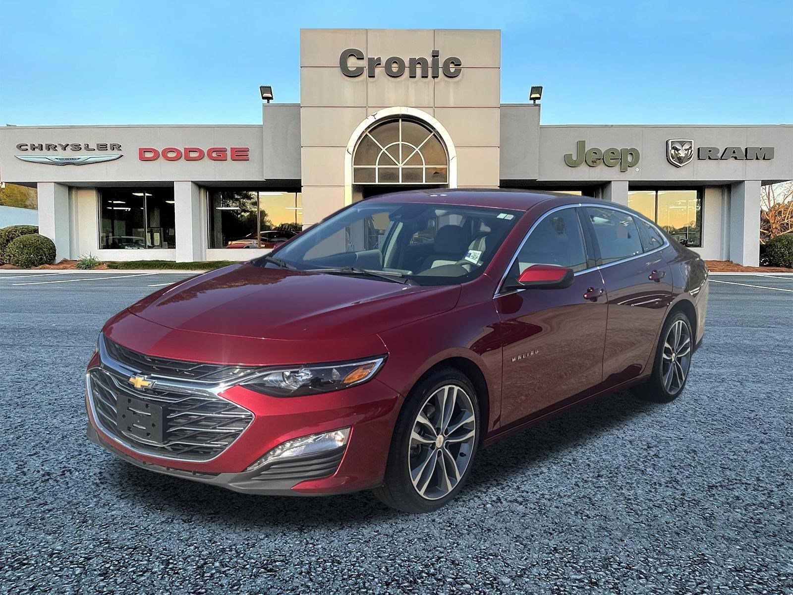 Used 2025 Chevrolet Malibu LT FWD image 7