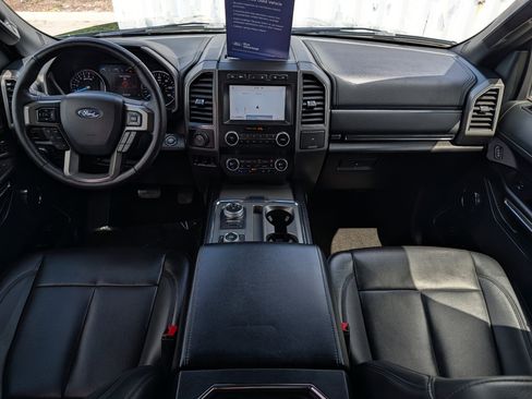 Used 2020 Ford Expedition XLT w/ Equipment Group 202A image 17