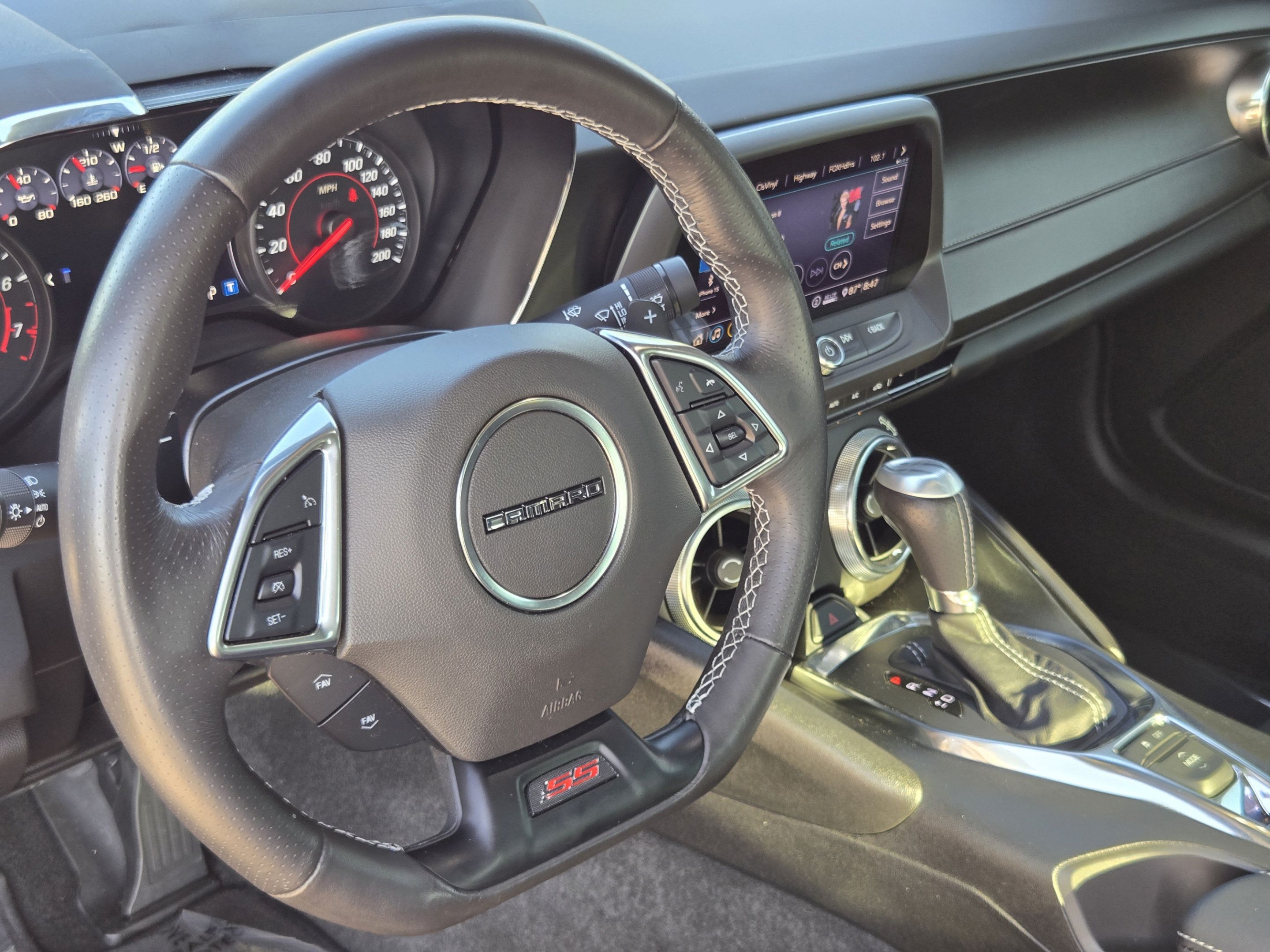 Used 2020 Chevrolet Camaro SS RWD image 23