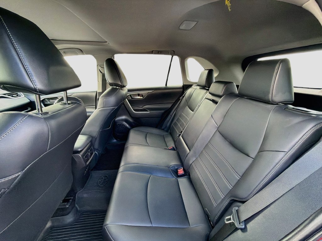 Used 2025 Toyota RAV4 XLE Premium FWD image 23