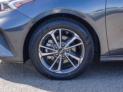 Certified 2023 Kia Forte LXS w/ LXS Technology Package image 10