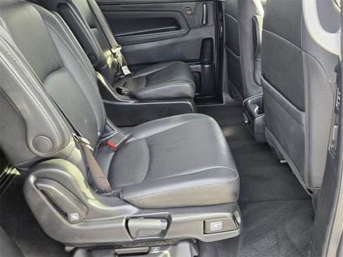 Used 2024 Honda Odyssey EX-L image 17