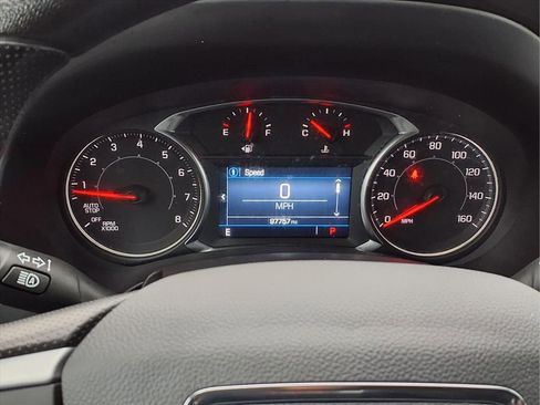 Used 2024 GMC Terrain SLE w/ Driver Convenience Package image 18