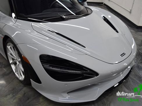 Used 2025 McLaren 750S image 47