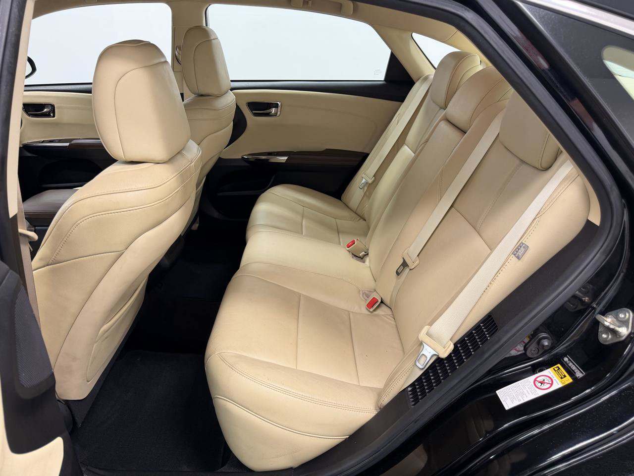 Used 2015 Toyota Avalon XLE Premium FWD image 8