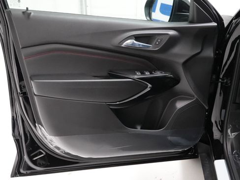 New 2026 Chevrolet Trax RS w/ Sunroof Package image 12