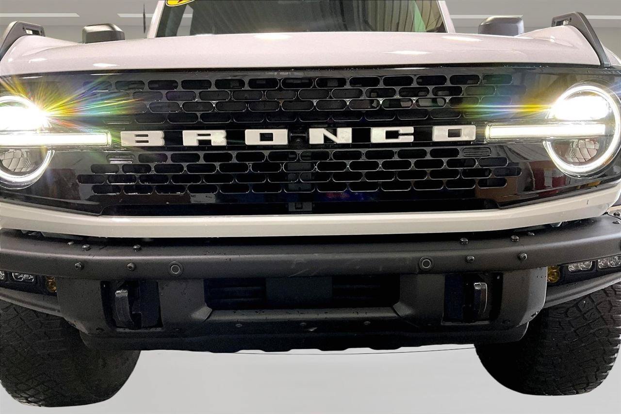 Used 2023 Ford Bronco Wildtrak AWD/4WD image 34