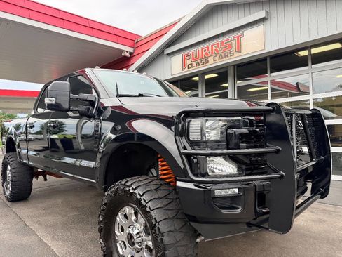 Used 2021 Ford F250 Lariat w/ Lariat Value Package AWD/4WD image 16
