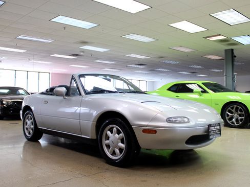 Used 1991 MAZDA MX-5 Miata image 29