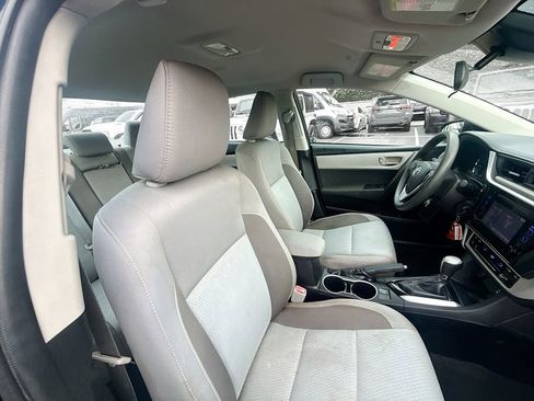 Used 2019 Toyota Corolla LE image 31