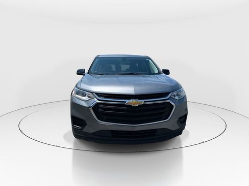 Used 2021 Chevrolet Traverse LS FWD image 3