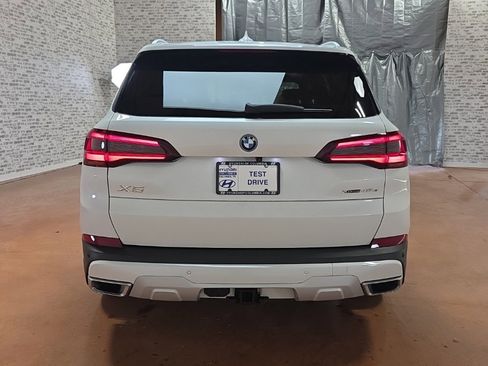 Used 2022 BMW X5 xDrive45e image 6