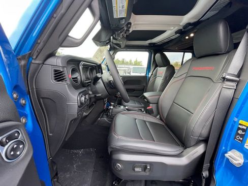 New 2025 Jeep Wrangler Unlimited Rubicon image 28