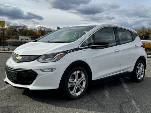 Used 2020 Chevrolet Bolt LT image 3