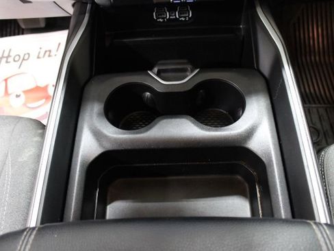 Used 2022 RAM 1500 Big Horn image 33