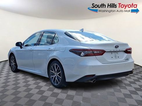 Used 2023 Toyota Camry XLE w/ Navigation Package image 4