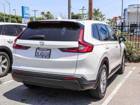 Used 2024 Honda CR-V EX image 9