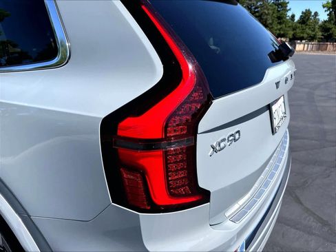 Used 2025 Volvo XC90 T8 Ultra w/ Protection Package Premier AWD/4WD image 33