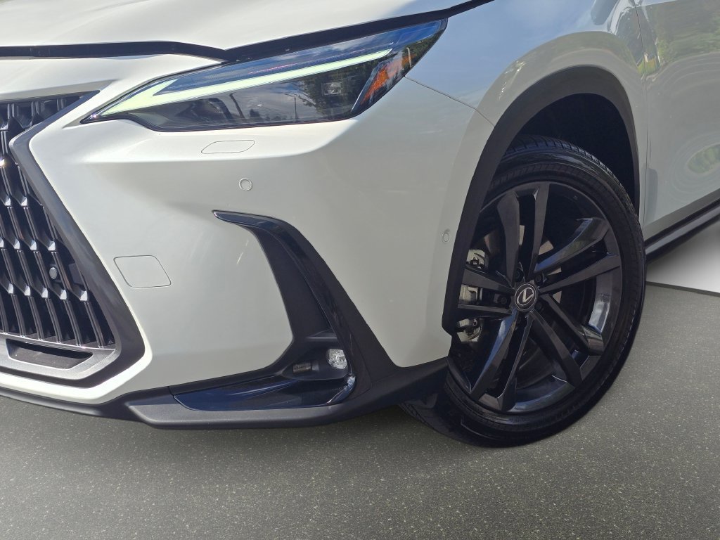 Used 2025 Lexus NX 450h+ AWD w/ Towing Package (2000 Lbs) image 32