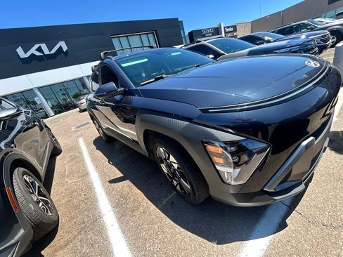 Used 2024 Hyundai Kona SEL FWD image 6