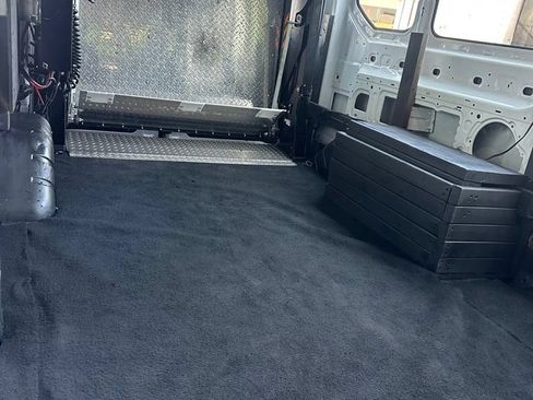 Used 2023 Ford E-Transit Medium Roof RWD image 28