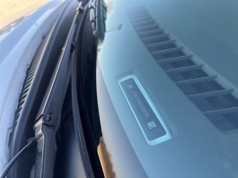 Used 2024 GMC Savana 2500 w/ Driver Convenience Package image 18