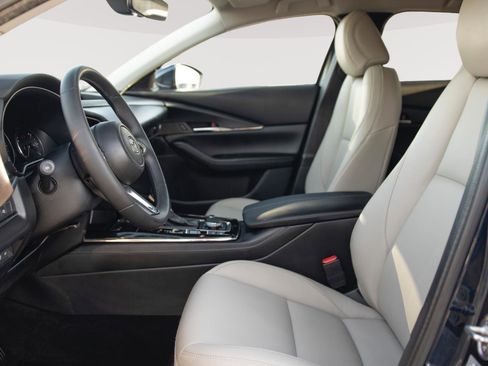 Used 2024 MAZDA CX-30 AWD 2.5 S w/ Preferred Package image 2