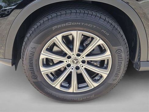 Used 2026 Mercedes-Benz GLC 300 image 23