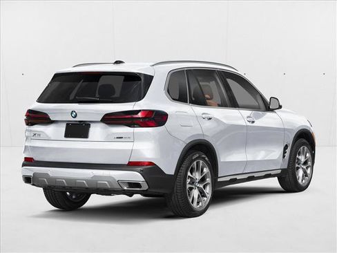 New 2027 BMW X5 xDrive40i w/ M Sport Package AWD/4WD image 2