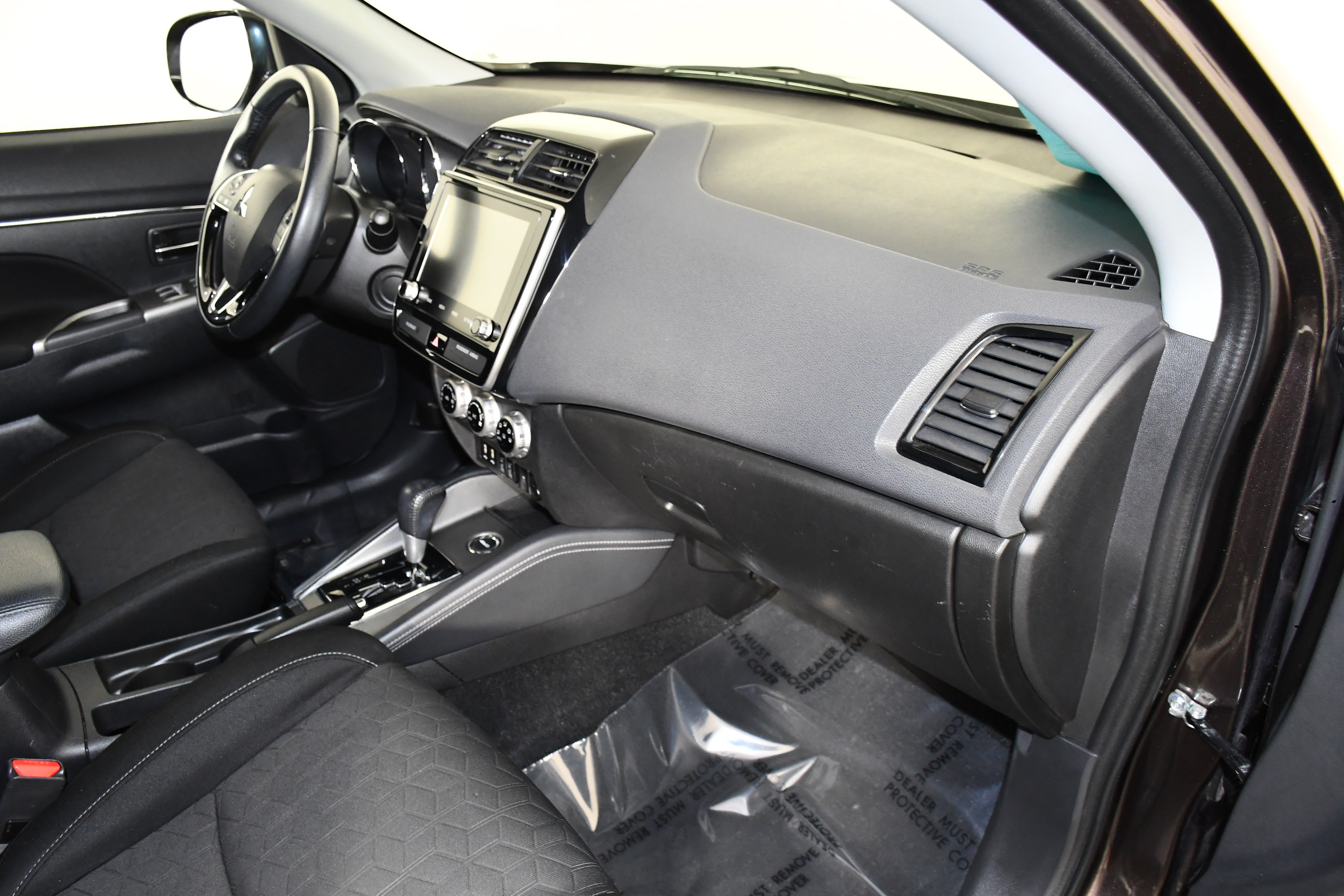 Used 2020 Mitsubishi Outlander Sport SE AWD/4WD image 41