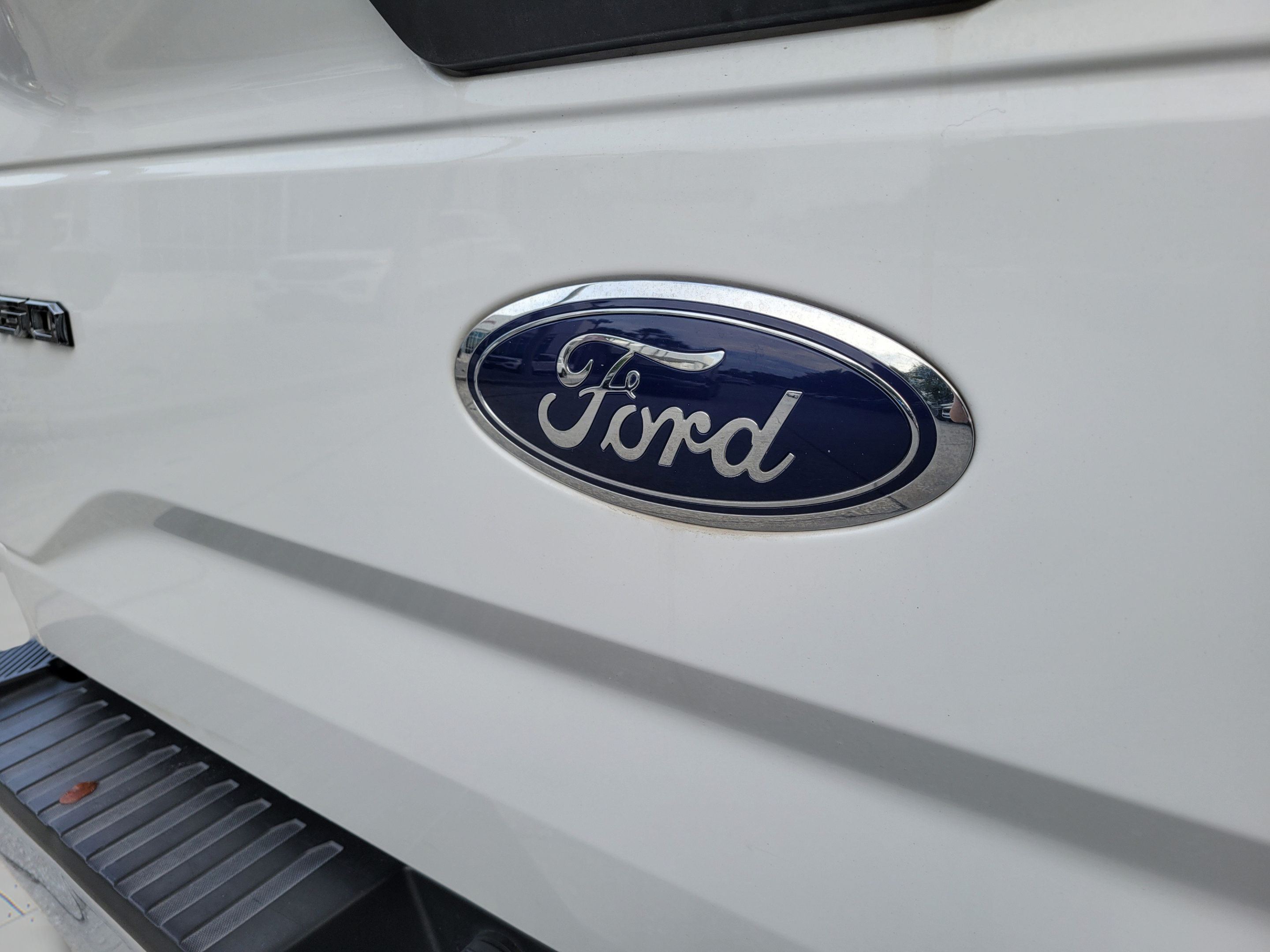 Used 2015 Ford F150 XLT RWD image 6