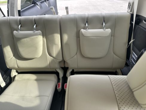 Used 2023 Lexus GX 460 Luxury w/ Sport Design Package AWD/4WD image 32