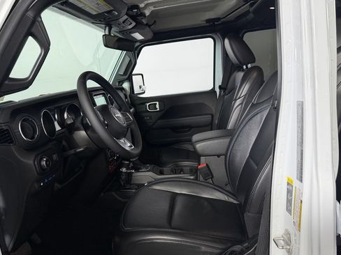 Used 2023 Jeep Wrangler Unlimited Rubicon 4xe AWD/4WD image 21